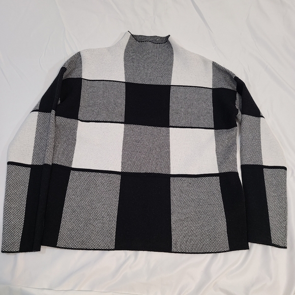 TAHARI M SWEATER - Picture 6 of 16